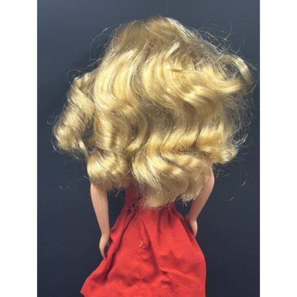 Vintage 1978 Skipper‎ With Vintage Skipper Clothes Some From 1960's. See Photos. - Picture 6 of 16